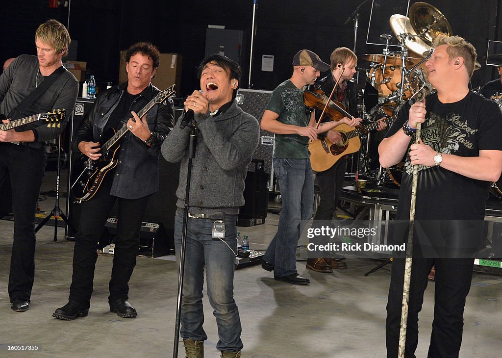 CMT Crossroads: Journey And Rascal Flatts - Rehearsals