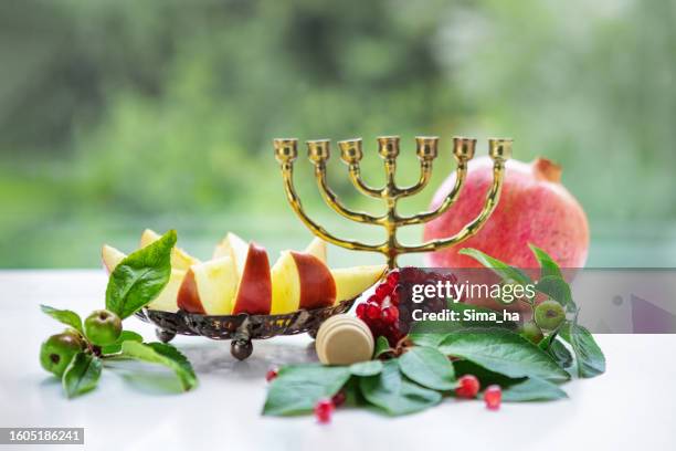 rosch haschana (jüdisches neujahrsfest) konzept - rosch haschana stock-fotos und bilder