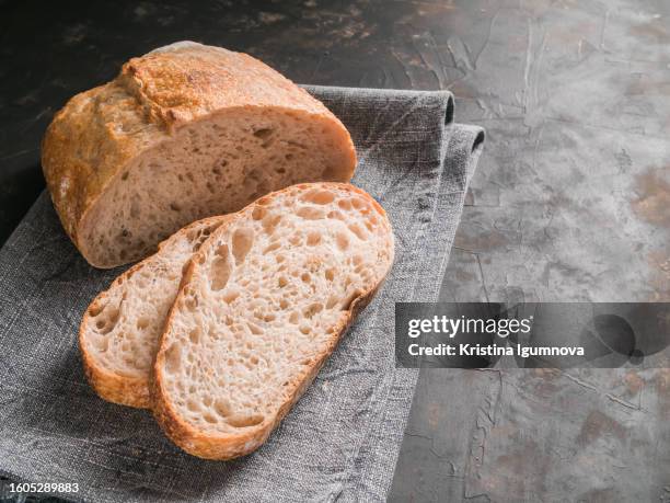 https://media.gettyimages.com/id/1605289883/photo/fresh-sliced-wheat-bread-texture-of-baked-porous-bread-with-copy-space.jpg?s=612x612&w=gi&k=20&c=OPjLnZ4hb4M9GO5l9D6HW0J5ifr2UvcKK48O691hdOk=