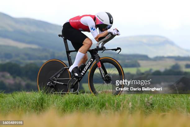 Marlen Reusser of Switzerland sprints during the Women Elite Individual Time Trial a 36.2km race from Stirling to Stirling at the 96th UCI Cycling...