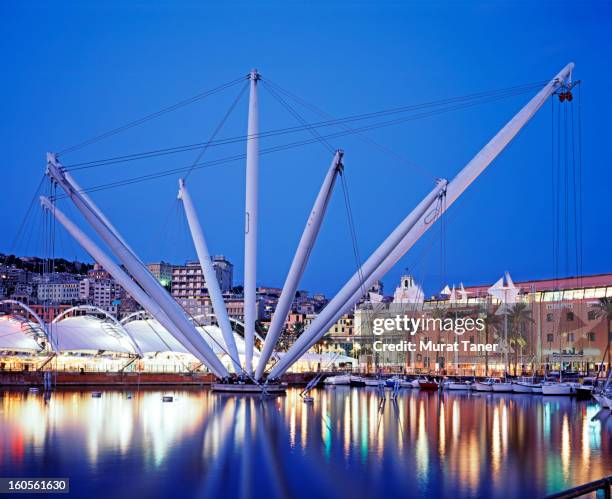 harbor view of genova, italy - genovia fotografías e imágenes de stock