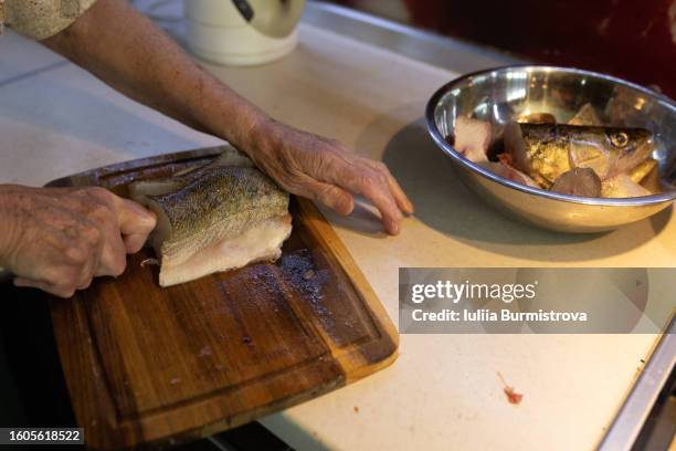 Portioning Fish 64 Portioning Food Stock Photos, High-Res Pictures, and Images - Getty ...