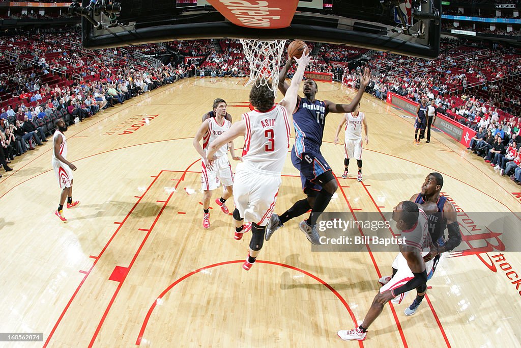 Charlotte Bobcats v Houston Rockets