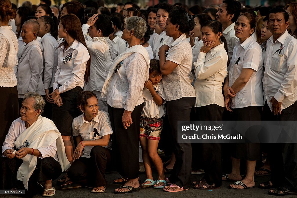 Cambodia Mourns Former King Sihanouk Ahead of Cremation
