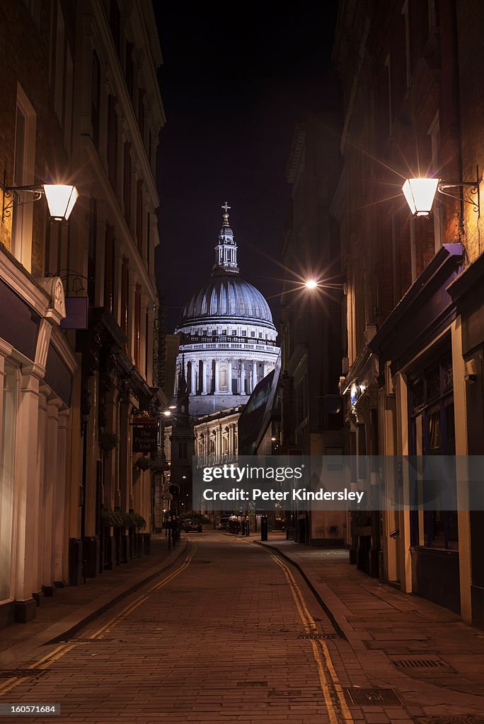 St Paul's Cathedral at night