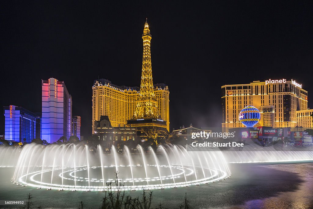 Fountain and the Strip, Las Vegas, USA