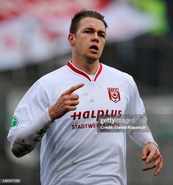 Steven Ruprecht of Halle celebrates his team's third goal during the third Bundesliga match between SpVgg Unterhaching and Hallescher FC on February...