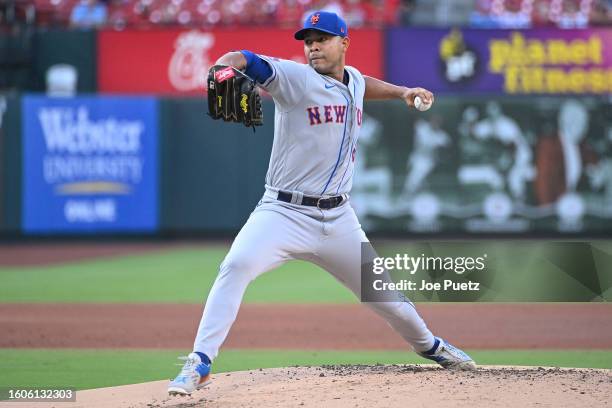 Jose Quintana of the New York Mets pitches against the St. Louis Cardinals in the first inning at Busch Stadium on August 17, 2023 in St Louis,...