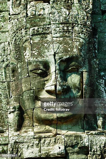bayon temple, angkor, cambodia - bayontempel stockfoto's en -beelden
