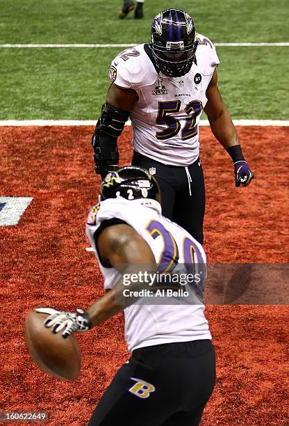 Ed Reed and Ray Lewis of the Baltimore Ravens celebrate after a San Francisco 49ers incomplete pass late in the fourth quarter during Super Bowl...