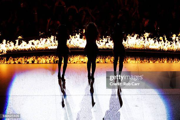 Singers Kelly Rowland , Beyonce and Michelle Williams perform during the Pepsi Super Bowl XLVII Halftime Show at the Mercedes-Benz Superdome on...