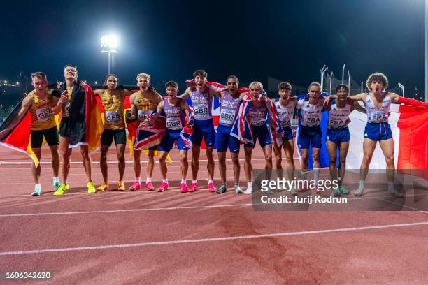 Charlie Carvell, Jake Mindshull, David Race and Sam Lunt of Great Britain and Felix Levasseur, Milann Klemenic, Amaury Guillard and Allan Lacroix of...
