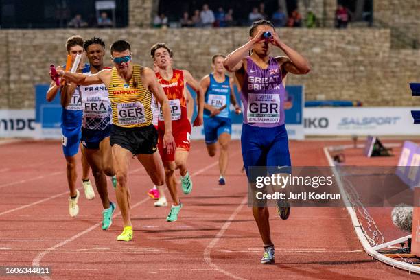 Sam Lunt of Great Britain reacts in Men's 4 x 400m Relay during European Athletics U20 Championships Jerusalem - Day Four on August 10, 2023 in...