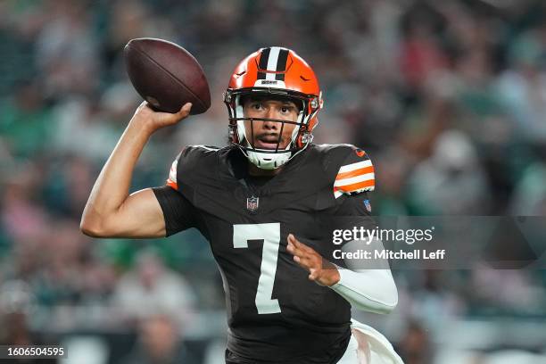 Kellen Mond of the Cleveland Browns passes the ball against the Philadelphia Eagles in the second half of the preseason game at Lincoln Financial...