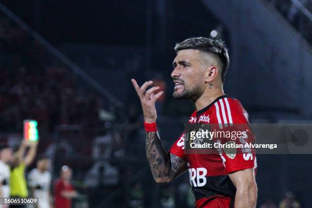 Giorgian De Arrascaeta of Flamengo reacts during a Copa CONMEBOL Libertadores 2023 round of sixteen second leg match between Olimpia and Flamengo at...