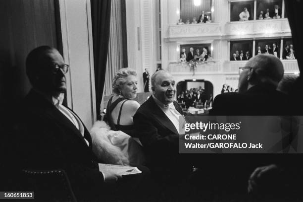 Reopening Of The Vienna Opera. Grand gala pour la réouverture de l'Opéra d'Etat de Vienne, le 5 novembre 1955, avec l'opéra Fidelio de Beethoven :...