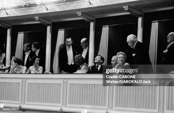 Reopening Of The Vienna Opera. Vienne- 5 novembre 1955- Grand gala pour la réouverture de l'Opéra d'État de Vienne avec l'opéra Fidelio de Beethoven....