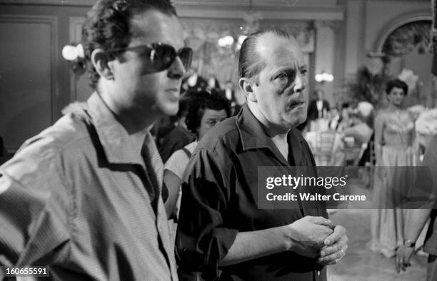 Shooting Of The Film 'la Belle Otero' By Richard Pottier. En France, en 1954, sur le tournage du film 'La belle Otero', une personne non identifiée...