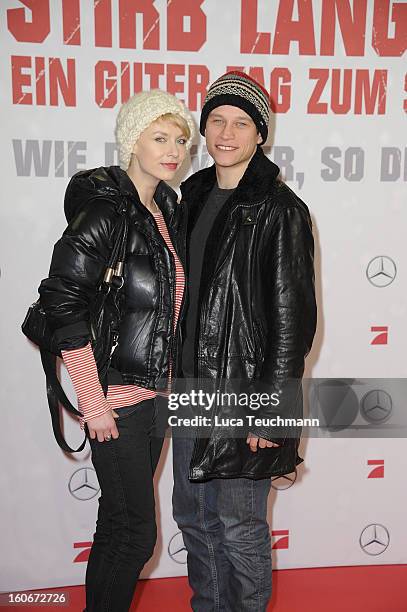 Masha Tokareva and Vinzenz Kiefer attend the premiere of 'Die Hard - Ein Guter Tag Zum Sterben' at Sony Center on February 4, 2013 in Berlin, Germany.