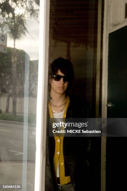 Los Angeles, November 12, 2009: photo shoot with Julian CASABLANCAS, leader of rock band The Strokes New York, corner of Santa Monica Boulevard and...