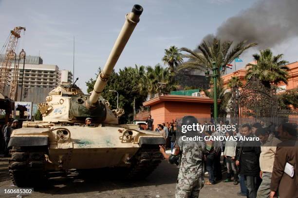 Wind Of Freedom Blows In Egypt. Après la Tunisie, la plus grande nation arabe se soulève à son tour contre ses dirigeants et Hosni MOUBARAK, 82 ans....