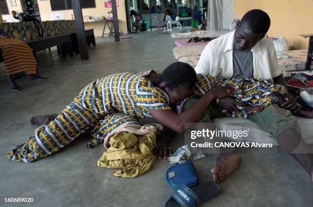 The Aids Epidemic In West Africa. Le Centre de l'Espoir fondé par Lotti LATROUS, dans le bidonville d'ADJOUFFOU aux portes d'Abidjan, en...