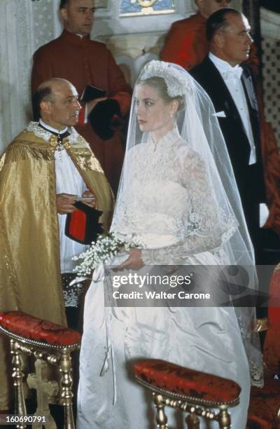The Princess Grace And The Prince Rainier Iii Of Monaco: The Religious Marriage, Civil And Evening. Cérémonie du mariage en la cathédrale...