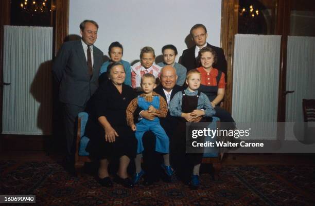 Khrushchev Receives Paris Match In His Datcha. Nikita KHROUCHTCHEV pose en famille dans sa datcha près du village d'Ouspenskoïe, à 32 km de Moscou :...