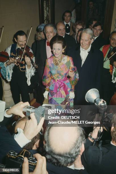 First Of The Revue 'grand Prix' At The Cabaret Le Lido. Paris - 10 décembre 1969 - A l'occasion de la première de la revue 'Grand Prix' au Lido,...