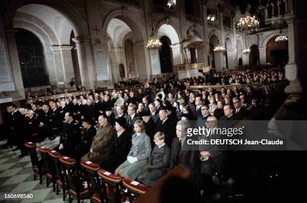 Celebration Of The First Anniversary Of The Death Of General De Gaulle. Paris - 9 novembre 1971 - A l'église Saint-Louis des Invalides, lors de la...