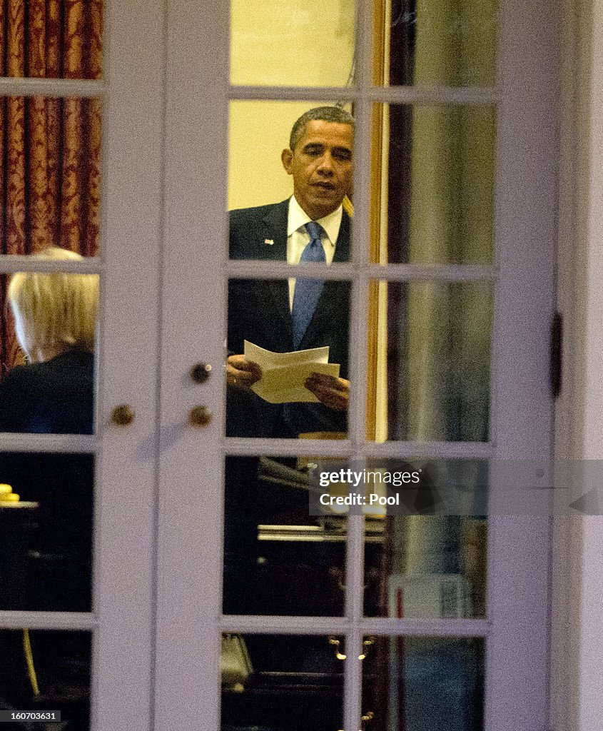 Obama Arrives To White House