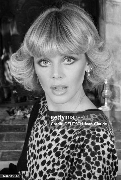 Rendezvous With Britt Ekland. En novembre 1979, portrait de Britt EKLAND, actrice, alias Britt Marie EKLUND, portant un vêtement en peau de léopard,...