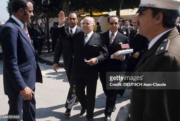 Official Visit Of Michel Poniatowski In Tunisia. En mars 1976, à l'occasion du vingtième anniversaire de l'indépendance de la Tunisie, entouré...