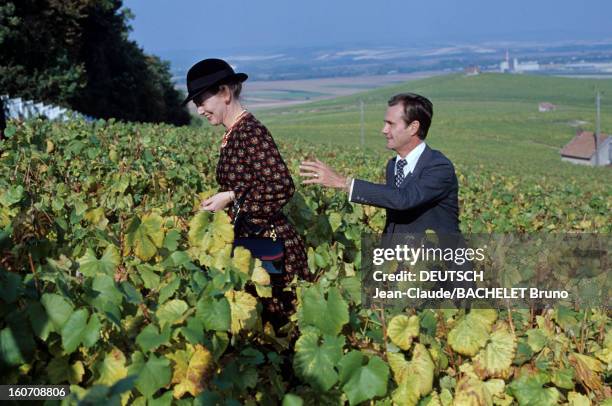 Official Visit Of Margrethe And Henrik Of Denmark In France. En France, en Champagne, en octobre 1978, lors d'une visite officielle, la Reine...