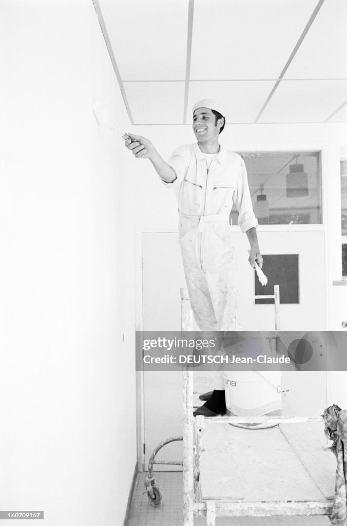 Closeup Of Regis Ovion. Sur un chantier, Régis OVION, en tenue de