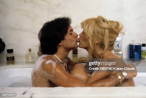 Rendezvous With Alain-philippe Malagnac And His Wife Amanda Lear. En France, à Paris, en juin 1979, Alain-Philippe MALAGNAC, homme d'affaire, et son...