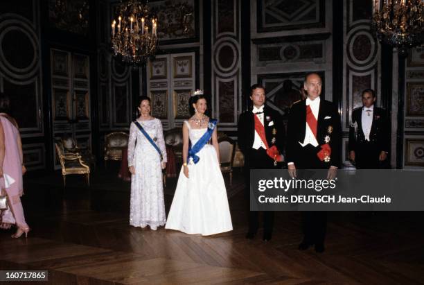 Official Visit Of The Queen Silvia And King Carl Gustav Of Sweden In France. En France, à Paris, en juin 1980, au Palais de l'Elysée, lors d'une...