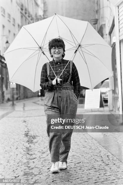 Josiane Balasko. A Paris, le 11 décembre 1981, Rendez-vous avec la comédienne Josiane BALASKO, à l'occasion de la sortie de son film 'Les hommes...