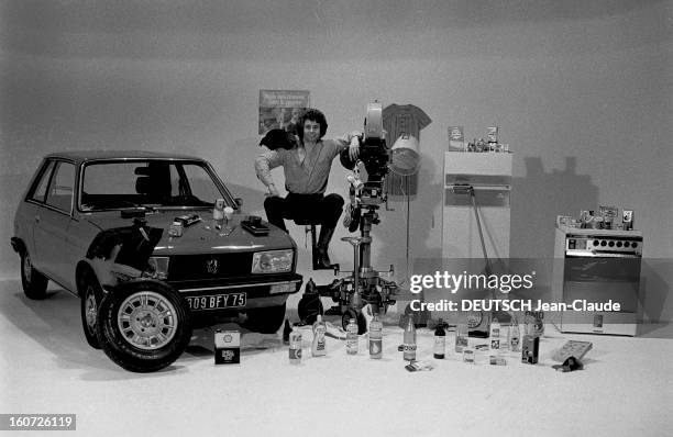 Rendezvous With Director Jean-jacques Annaud. En studio, à l'occasion de l'Oscar reçu à Hollywood, pour son film 'La victoire en chantant' dans la...