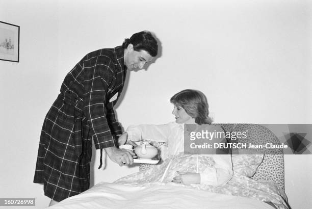 Lookalikes Of The Royal Family Of England. Grande-Bretagne, mai 1982, les sosies de la famille royale d'Angleterre. Sue WHITEHEAD et Paul DEGMAN...