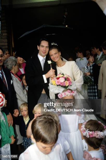 The Marriage Of Thierry Limburg-stirum Katia And Katia Della Faille De Leverghen. Belgique, Koningshof-Schoten- 8 Septembre 1990- Lors de leur...