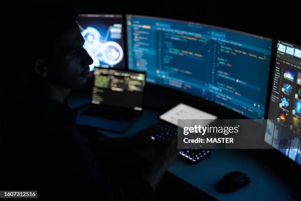 it engineer working on computer - network security stock pictures, royalty-free photos & images