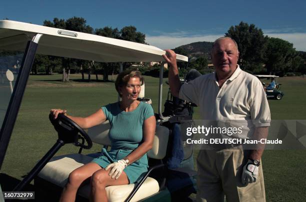 Rendezvous With Albert Frere In Saint-tropez. En France, à Saint-Tropez, le 10 septembre 2001. Rendez-vous en famille avec l'homme d'affaires belge...