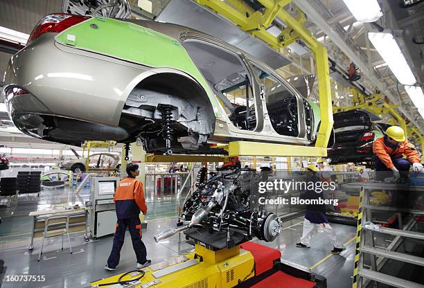 Engine Number Geely Example Zhejiang Geely Holding Group Co Ltd Photos and Premium High Res ...