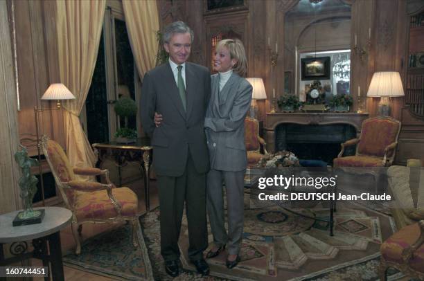 Rendezvous With Helene And Bernard Arnault. En France, à Paris, le 30 septembre 1999, le P.-d.g. Du groupe LVMH, Bernard ARNAULT et son épouse,...