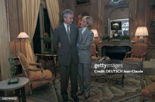 Rendezvous With Helene And Bernard Arnault. En France, à Paris, le 30 septembre 1999, le P.-d.g. Du groupe LVMH, Bernard ARNAULT et son épouse,...