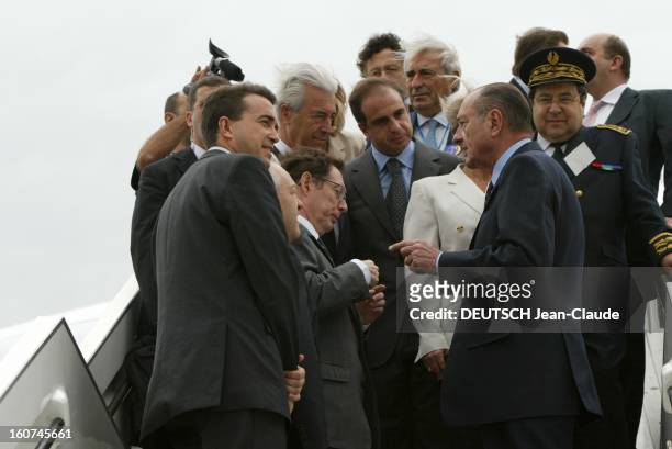 The Paris Air Show 2003. Salon de l'aéronautique au Bourget : Arnaud LAGARDERE, Jacques CHIRAC, Noël FORGEARD Pdg d'Airbus, Philippe CAMUS et...