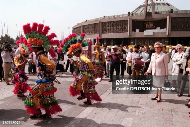 Jacques Chirac Official Travel In Central America. Au Mexique, à Mexico, du 12 au 16 novembre 1998, le président Jacques CHIRAC lors d'une visite...