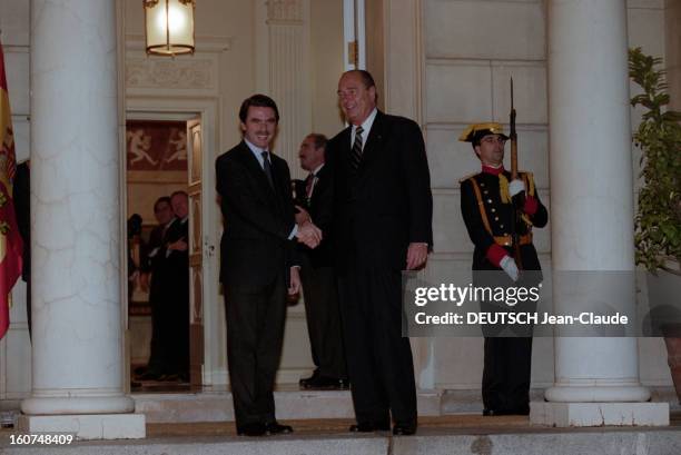 Jacques Chirac Makes A Tour Of European Capitals To Prepare The European Summit Of Nice: Step In Spain. Madrid - 29 novembre 2001 - Lors d'une...