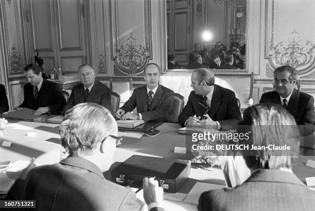 Defense Council On Military Status And On National Service. Paris- 10 Octobre 1974- Lors du Conseil de défense sur l'amélioration de la condition...